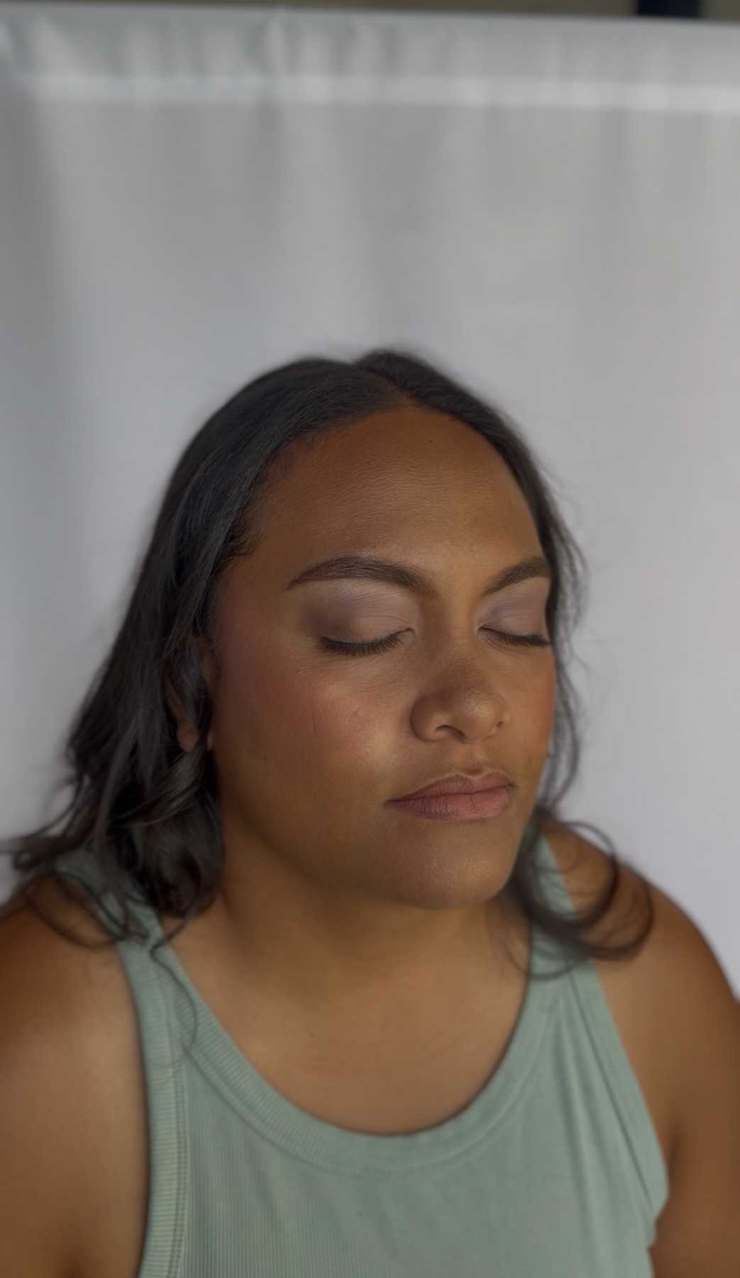 Warm bronze eyeshadow on deep skin