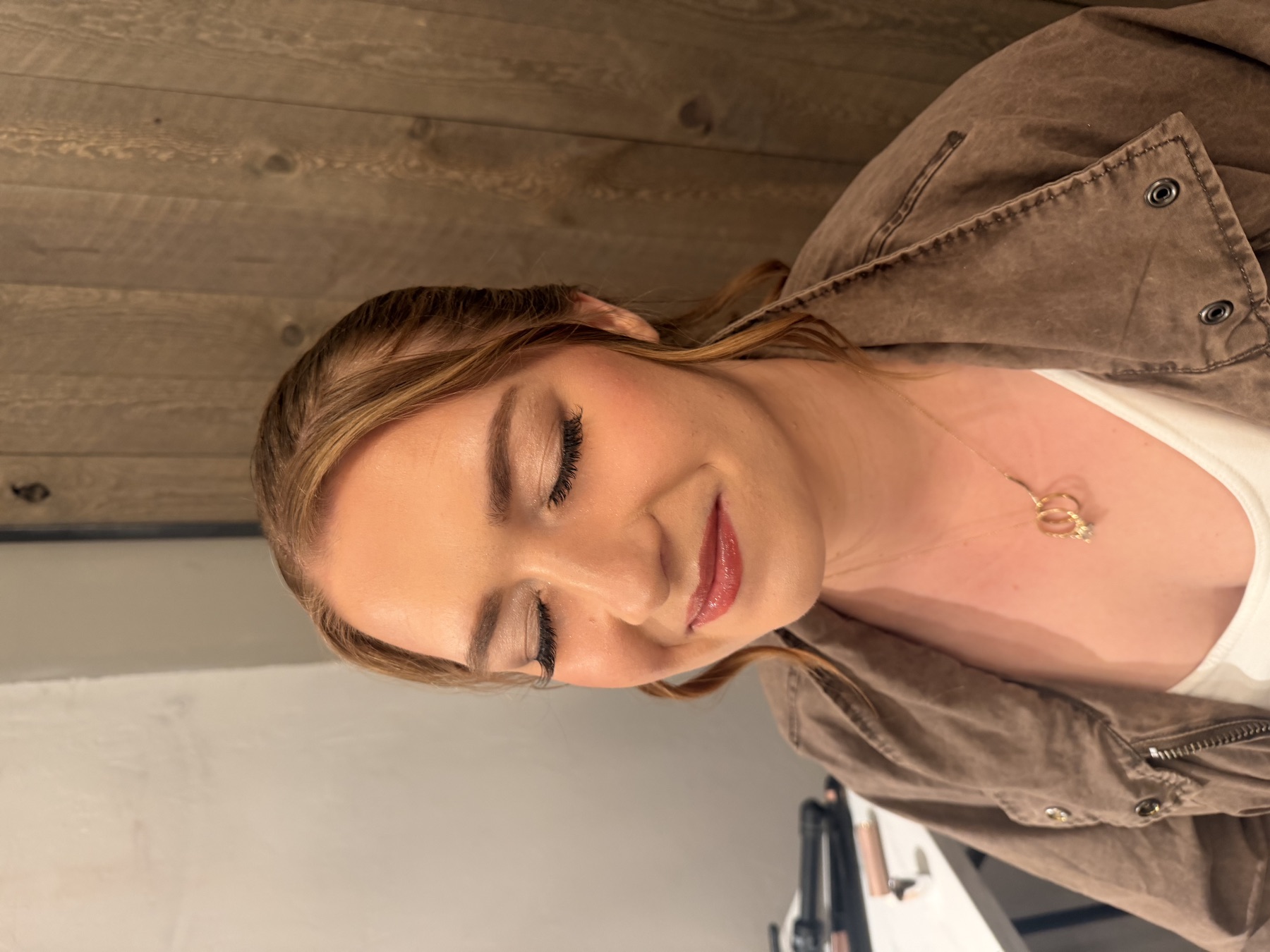 Fresh glam with a rosy lip and face-framing hair